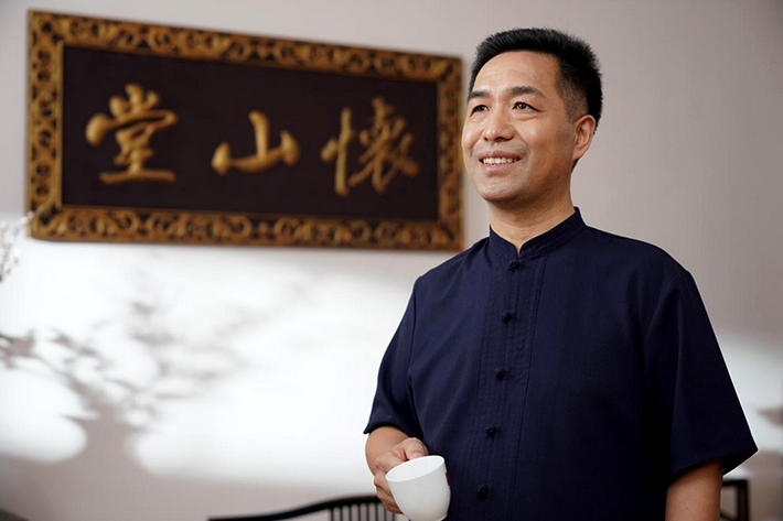 <strong>品：河南独特健康“咖啡”山药粉 访：康明轩——健康中国的追梦人</strong>