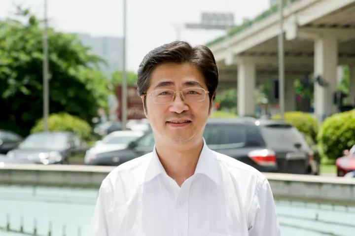<strong>经济学家周德文：时代浪潮中的坚守与奋进</strong>