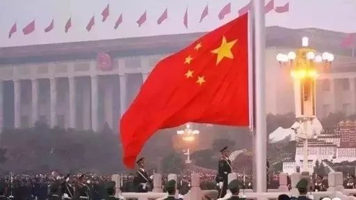 今天的中国，有一个很可怕的现象！不禁令人忧虑....