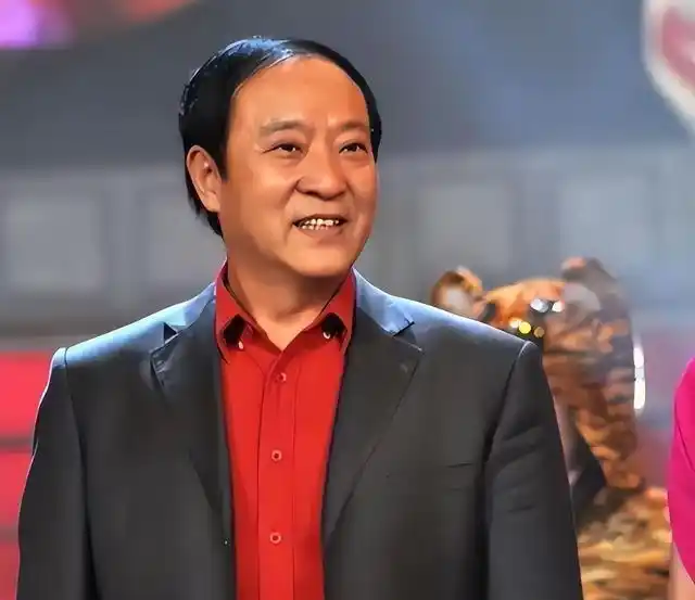 从春晚巨星到官场跌落，家庭破碎令人唏嘘