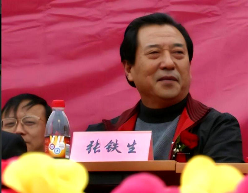 当年的“白卷英雄”张铁生，52年前曾轰动一时，如今过得怎么样？