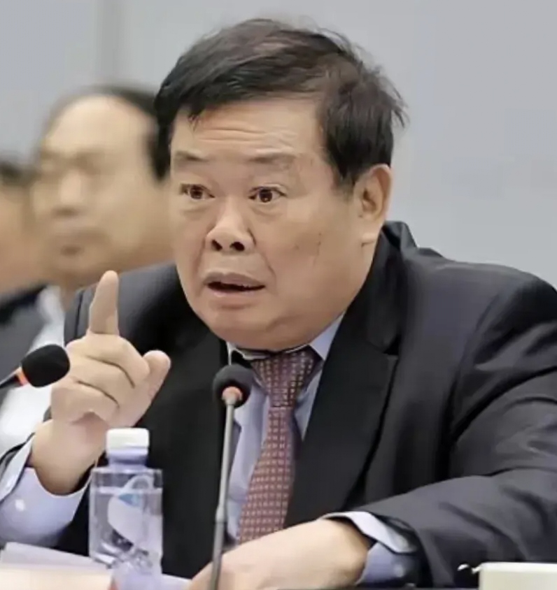 曹德旺回忆捐资办学初衷：“没有教育，就没有未来”